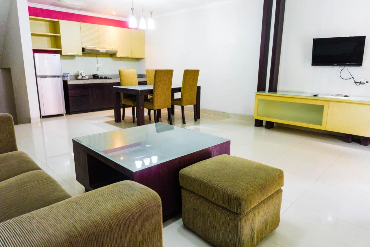 Country Heritage Hotel Surabaya Dış mekan fotoğraf