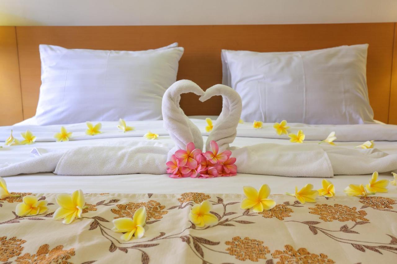 Country Heritage Hotel Surabaya Dış mekan fotoğraf