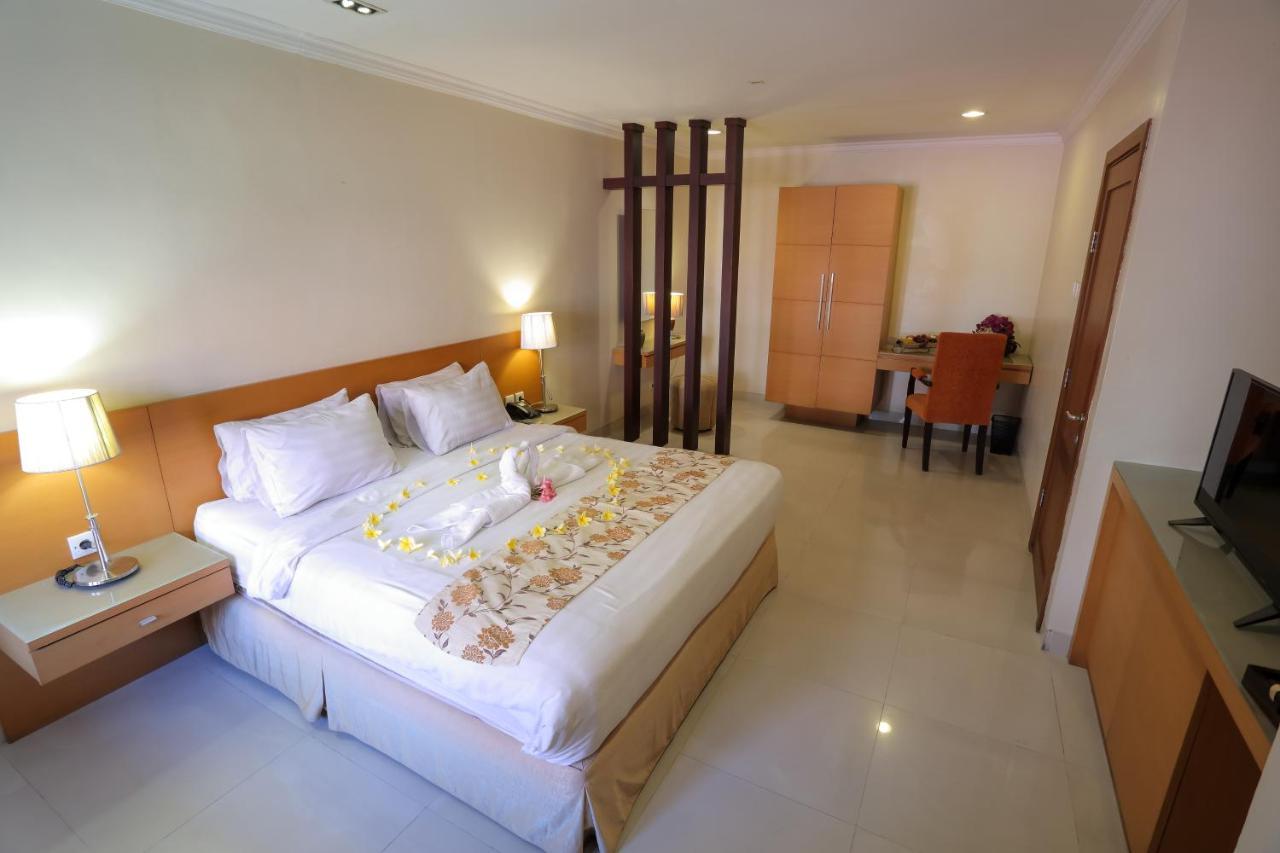 Country Heritage Hotel Surabaya Dış mekan fotoğraf