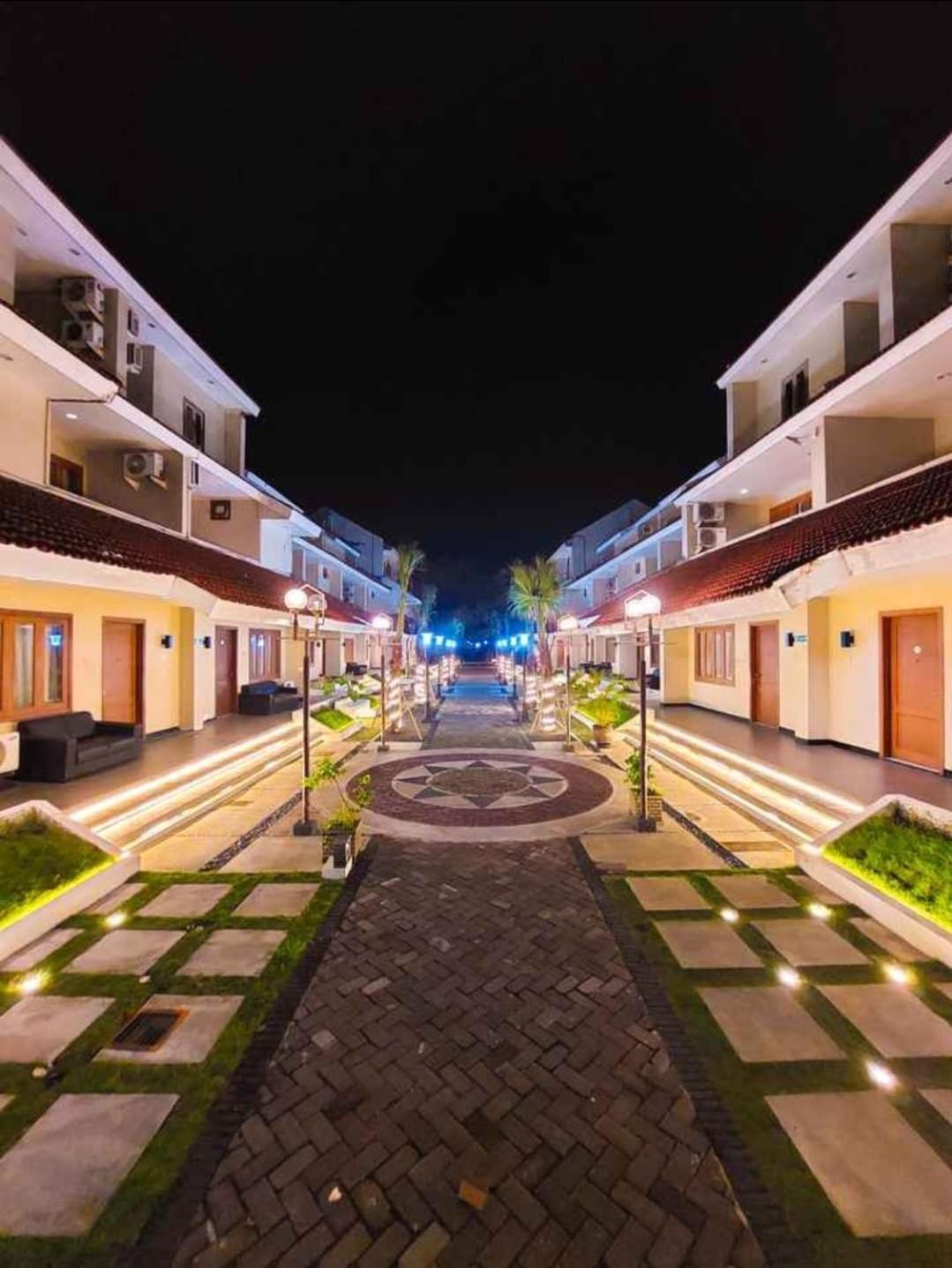 Country Heritage Hotel Surabaya Dış mekan fotoğraf
